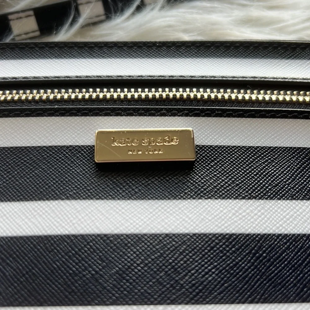 Kate Spade Shore Street Sailing Stripe Tinie Wristlet Black Multi - Picture 3 of 10